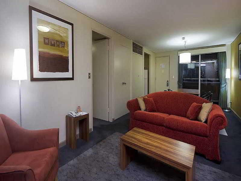 Emu Walk Apartments Ayers Rock Exterior photo